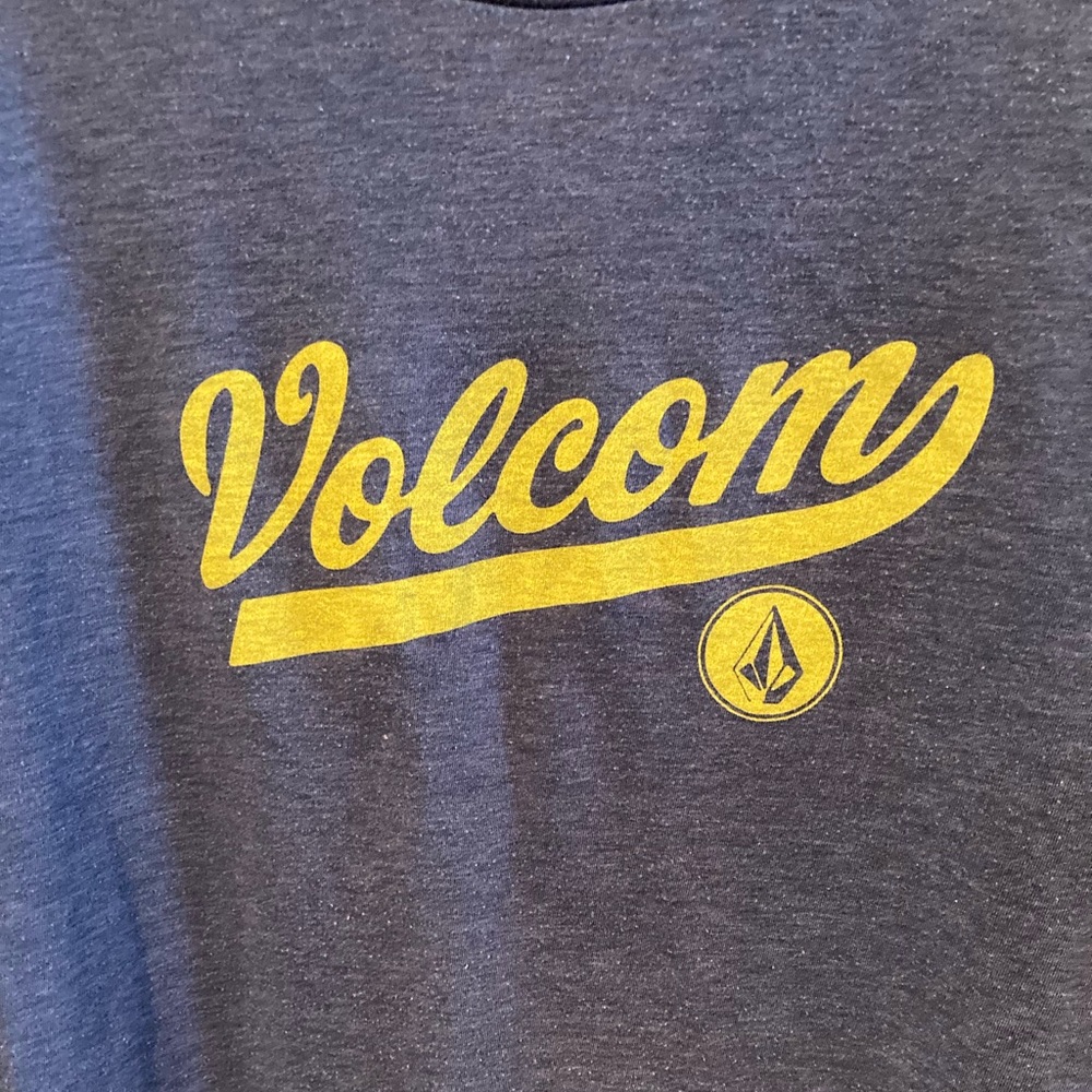VOLCOM T-shirt size XLarge